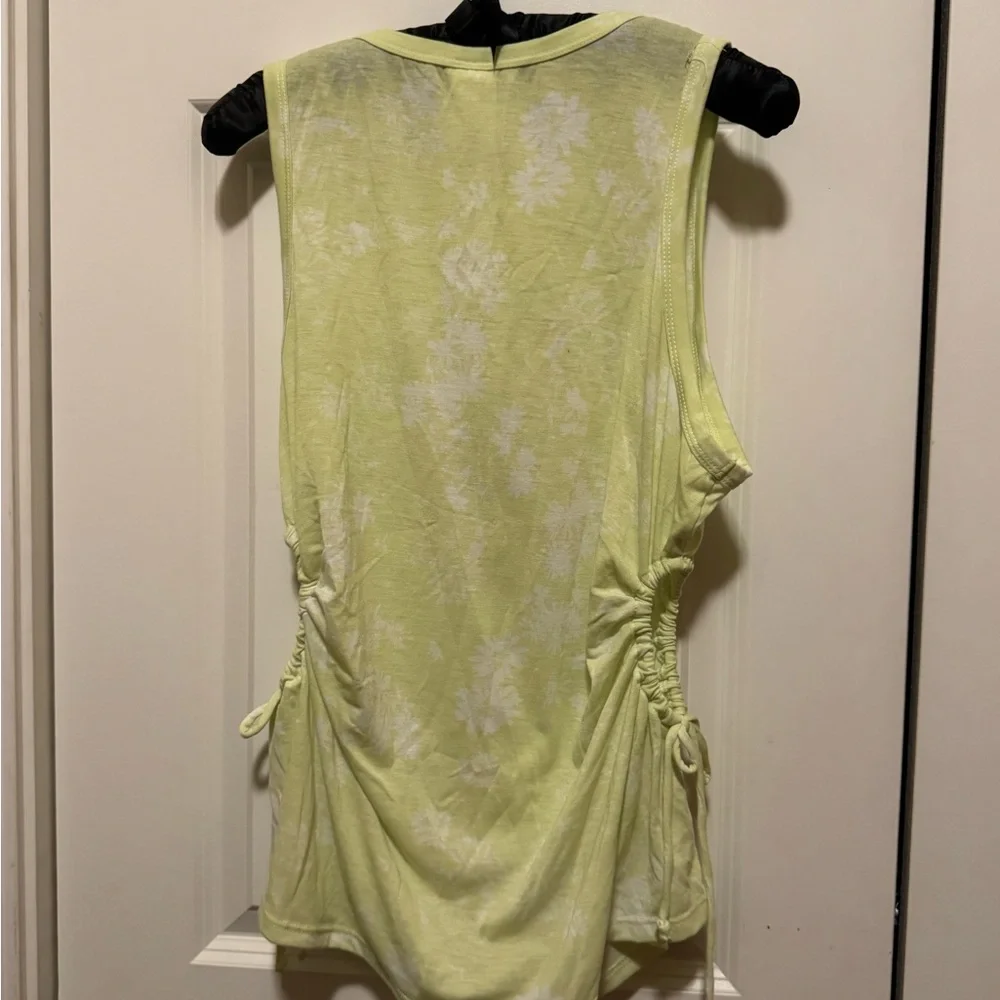 Yin Yang Graphic Tank Top Yellow Side Cutouts Drawstring No Boundaries XL 15/17